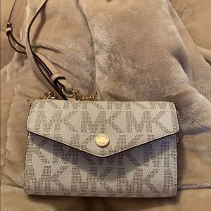 Michael Kors wallet/crossbody